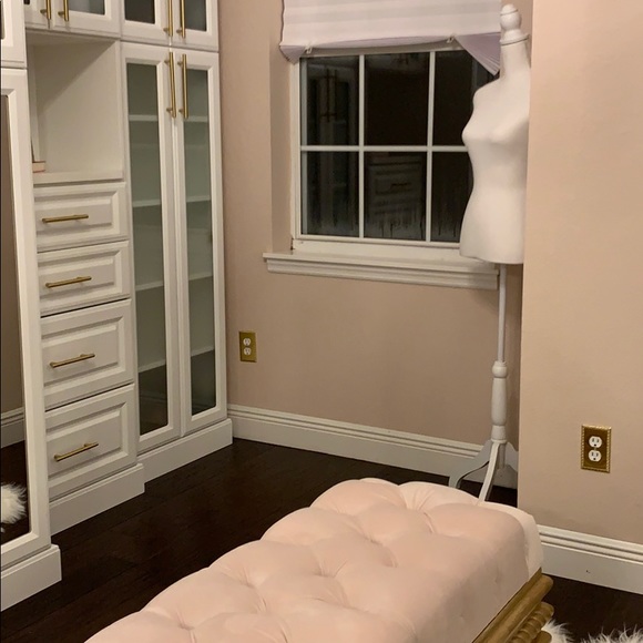 Meet your Posher, Wendy - Picture 2 of 4